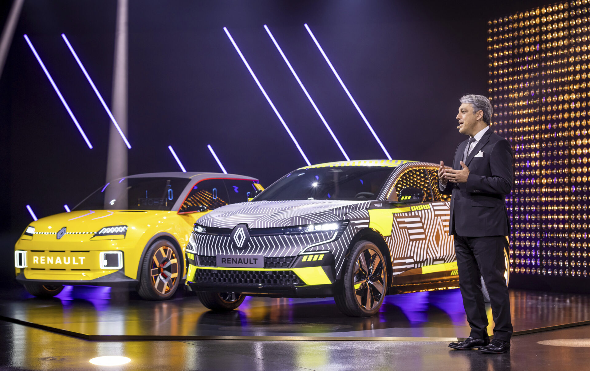 Renault: Με βήμα ταχύ προς την ηλεκτροκίνηση έως το 2030