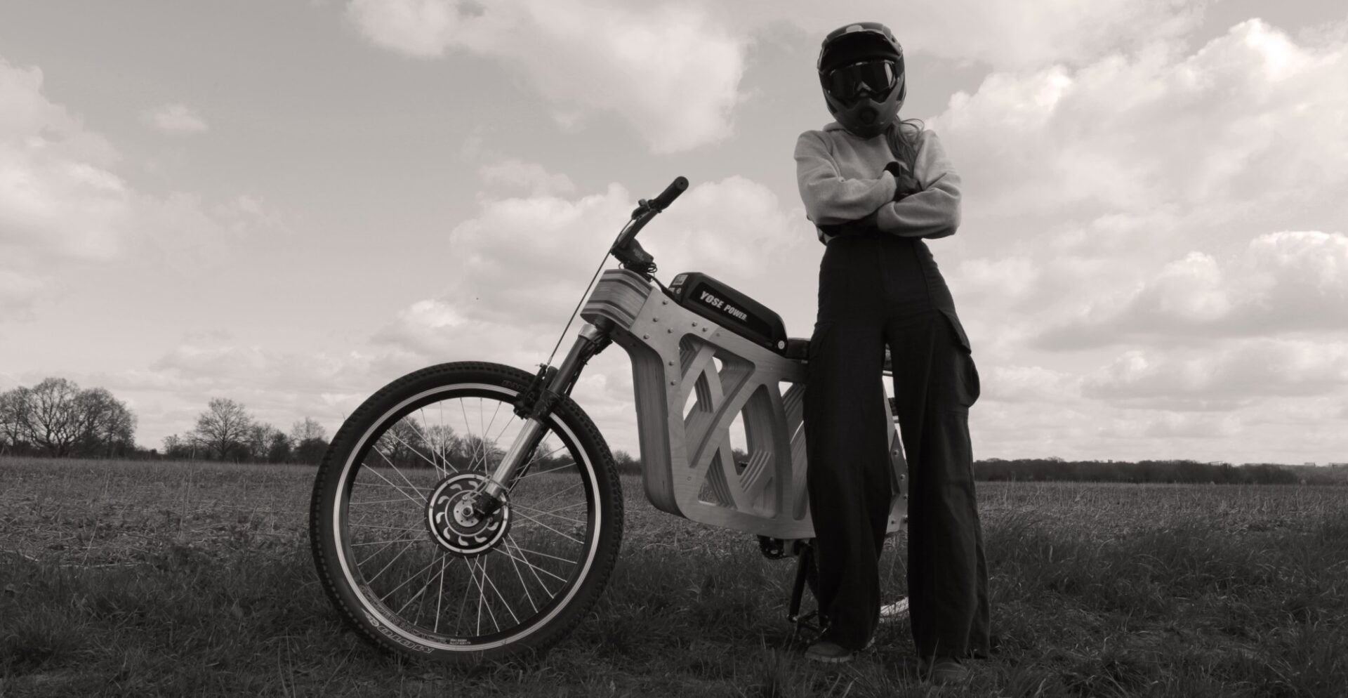 Electraply: Hλεκτρικό ποδήλατο κατασκευασμένο από ξύλο