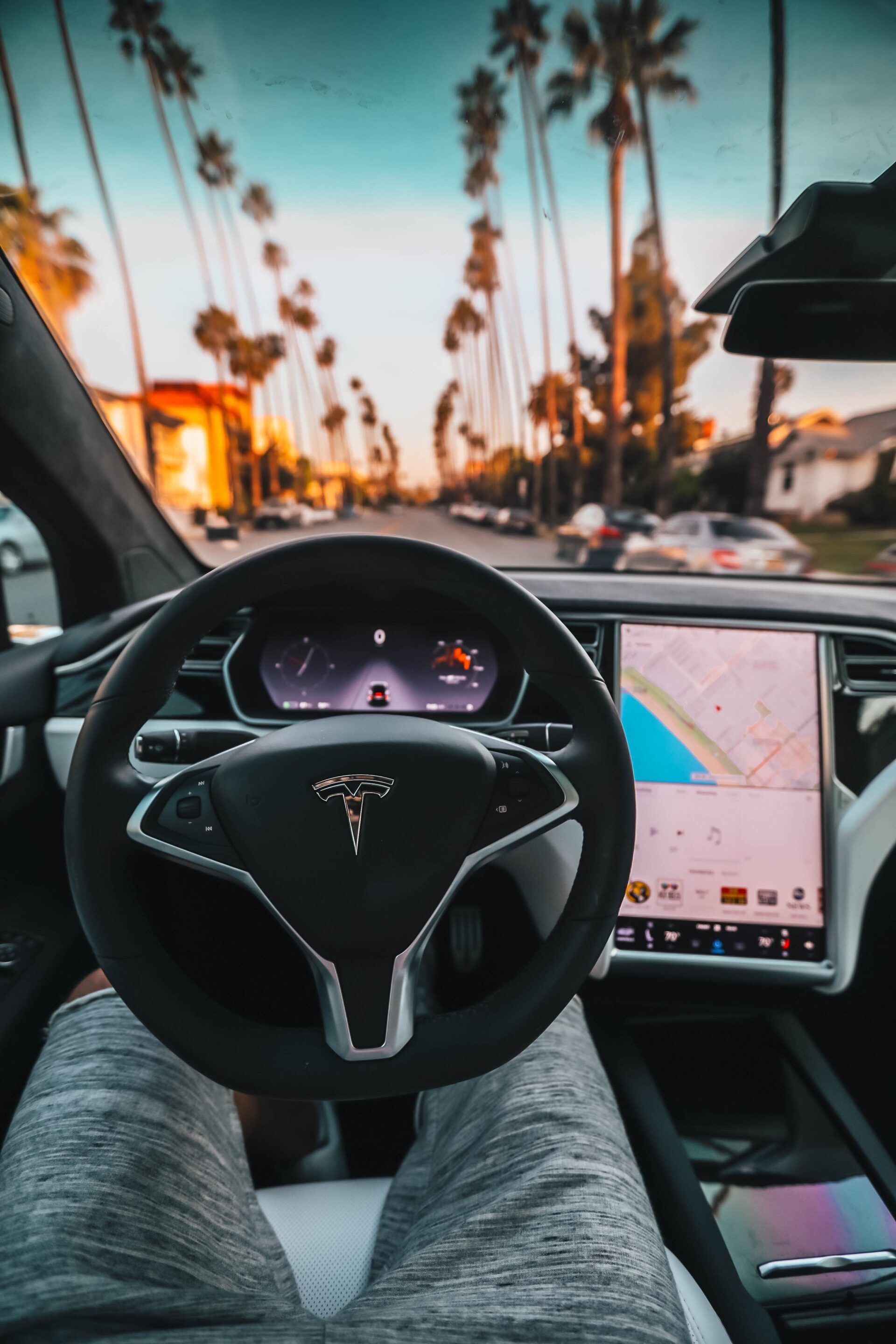 Tο Autopilot της Tesla έσωσε τη ζωή οδηγού