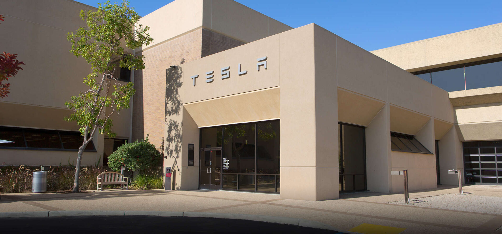 O Elon Musk μεταφέρει την έδρα της Tesla στο Τέξας