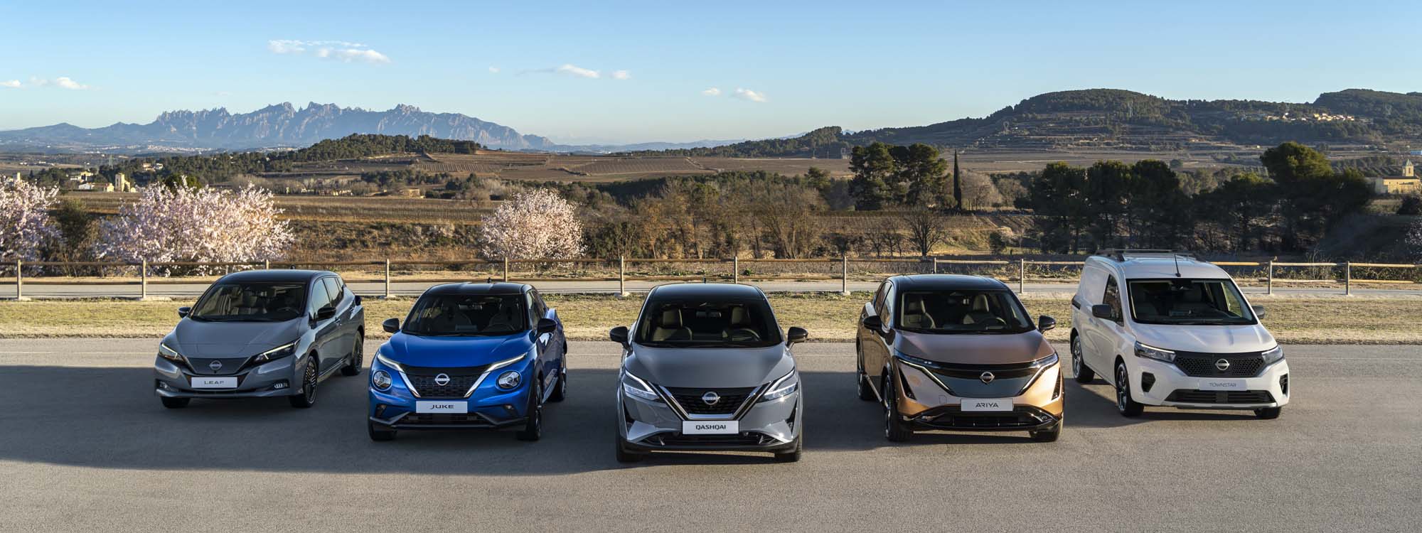 Nissan: Ηλεκτρική αντεπίθεση με φουλ της τεχνολογίας!