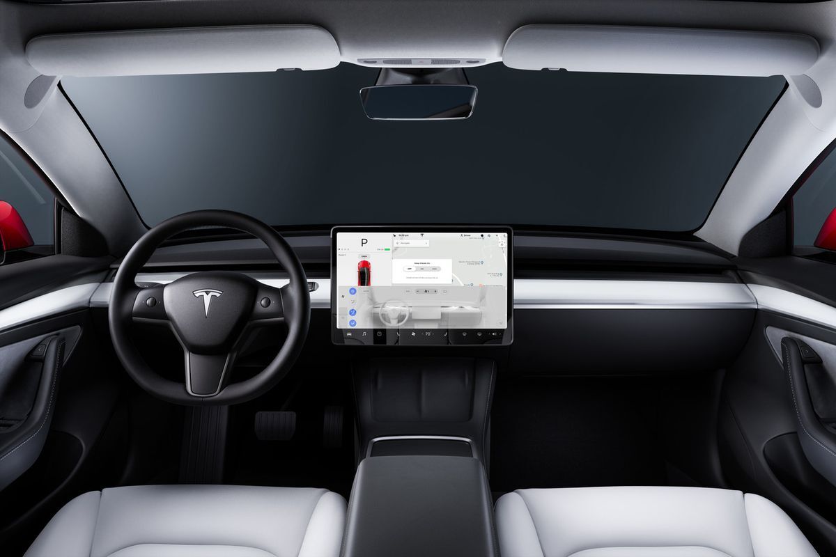 Tesla: Δικαστικά μπλεξίματα λόγω Autopilot