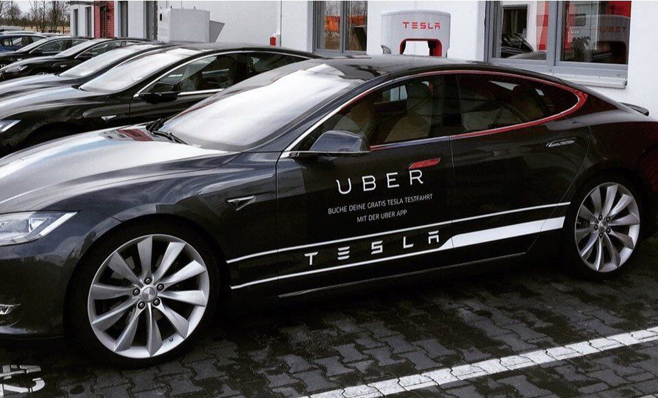 Breathe: 100 Tesla διαθέσιμα μέσω εφαρμογών τύπου Uber στο Λονδίνο