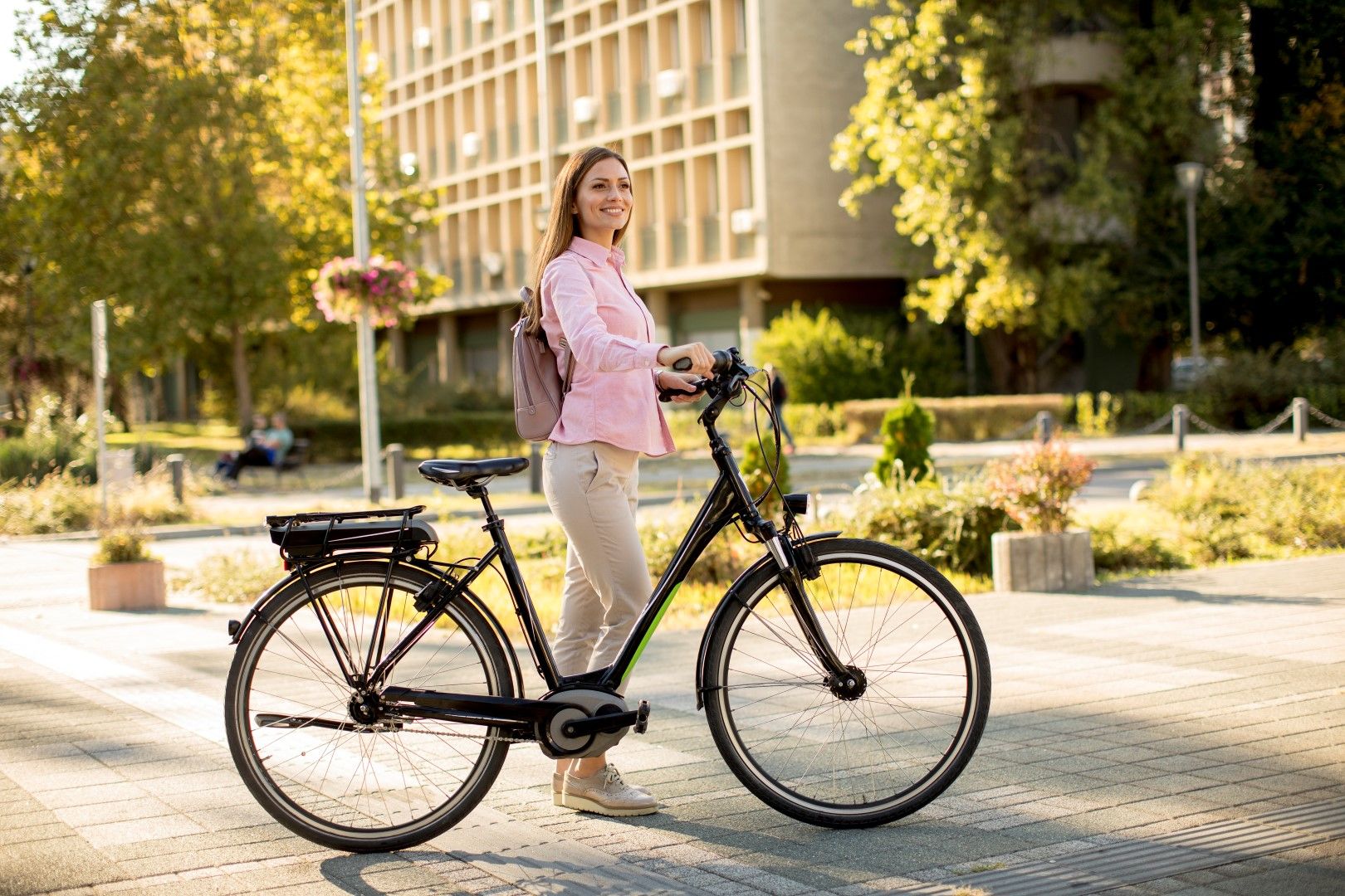 Ηλεκτρικό ποδήλατο: 5 διαδρομές στην Αθήνα ιδανικές για βόλτα