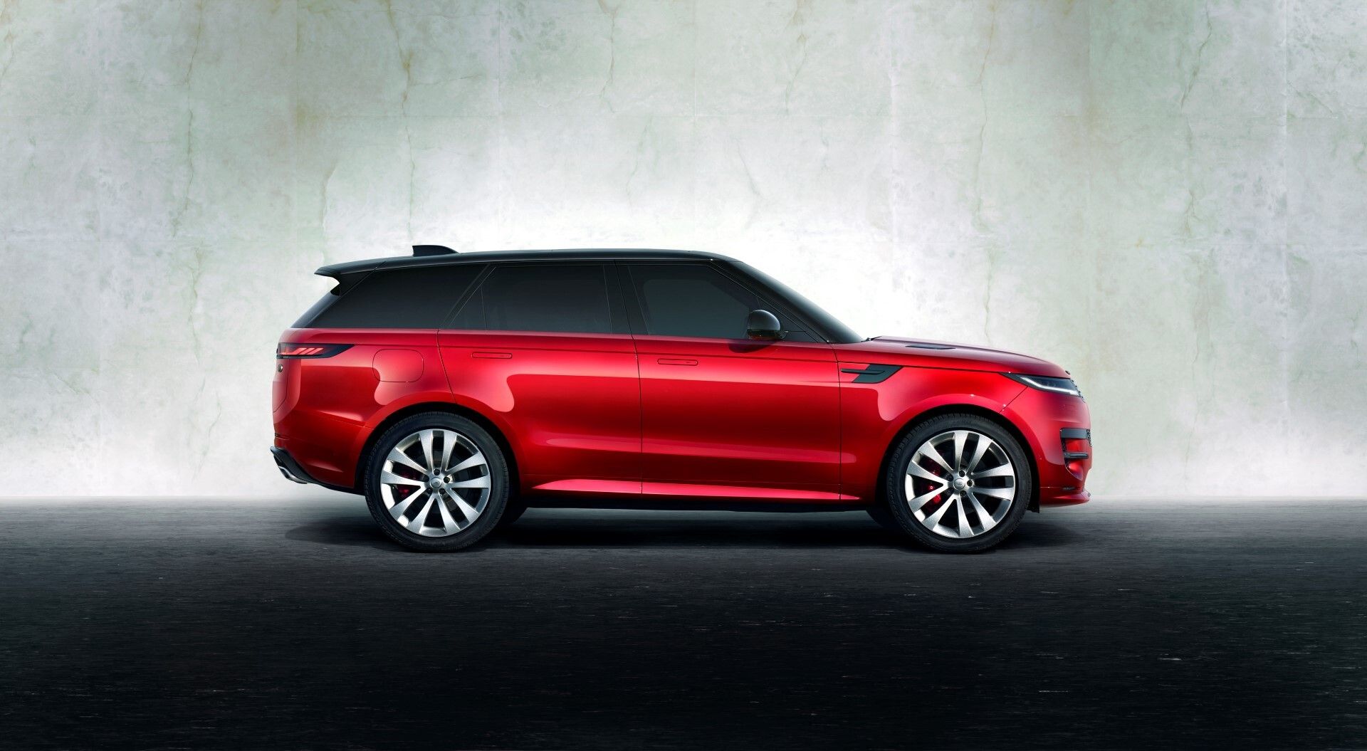 Υποδεχθείτε το νέο Range Rover Sport!