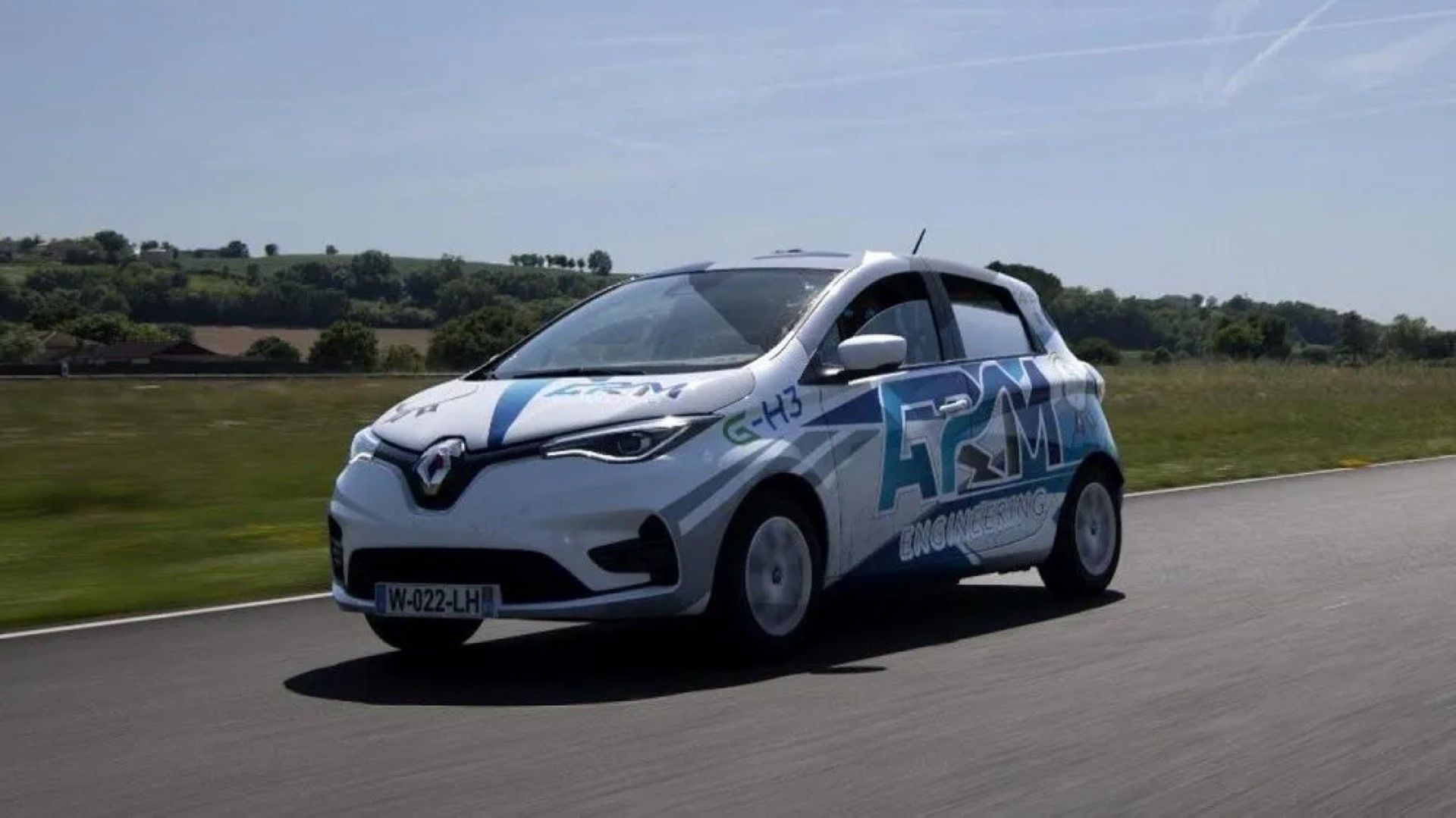 Renault Zoe: Άπειρα χιλιόμετρα με μία μόνο φόρτιση!