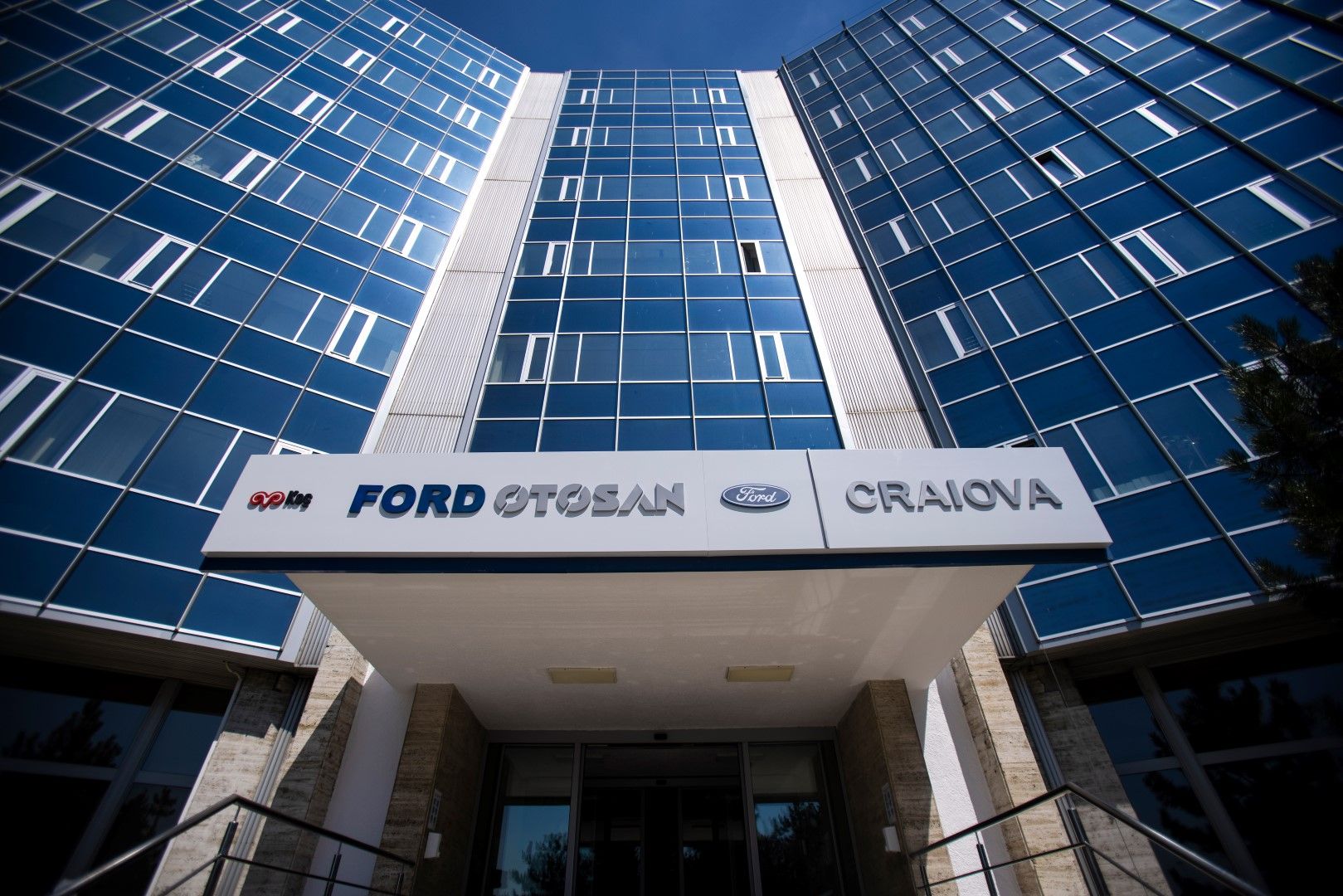 Ford: Το εργοστάσιο της Κραϊόβα στα… «χέρια» της Ford Otosan