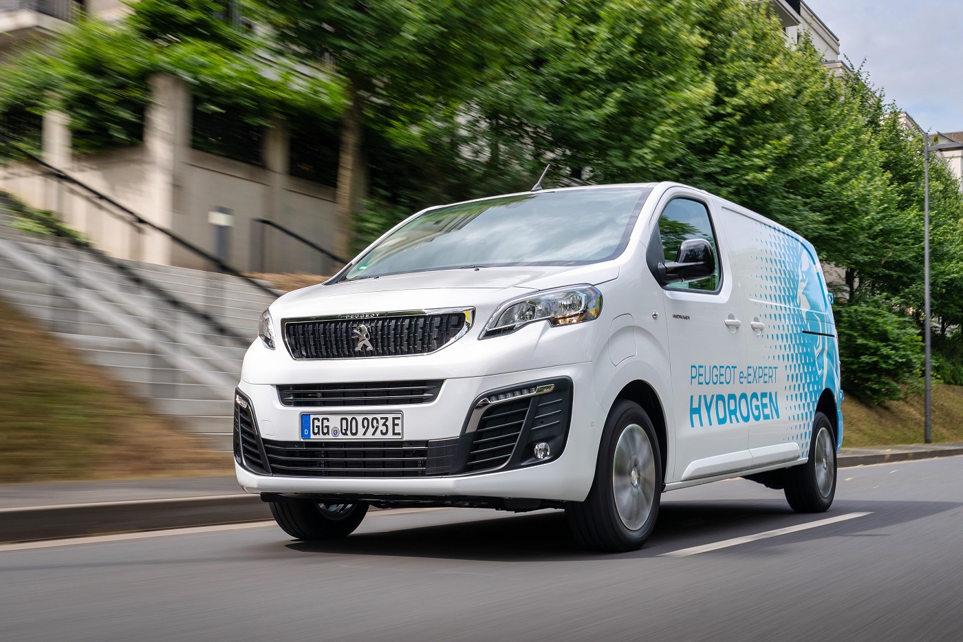 Το επαγγελματικό Peugeot e-Expert Hydrogen «σκέφτεται» το περιβάλλον