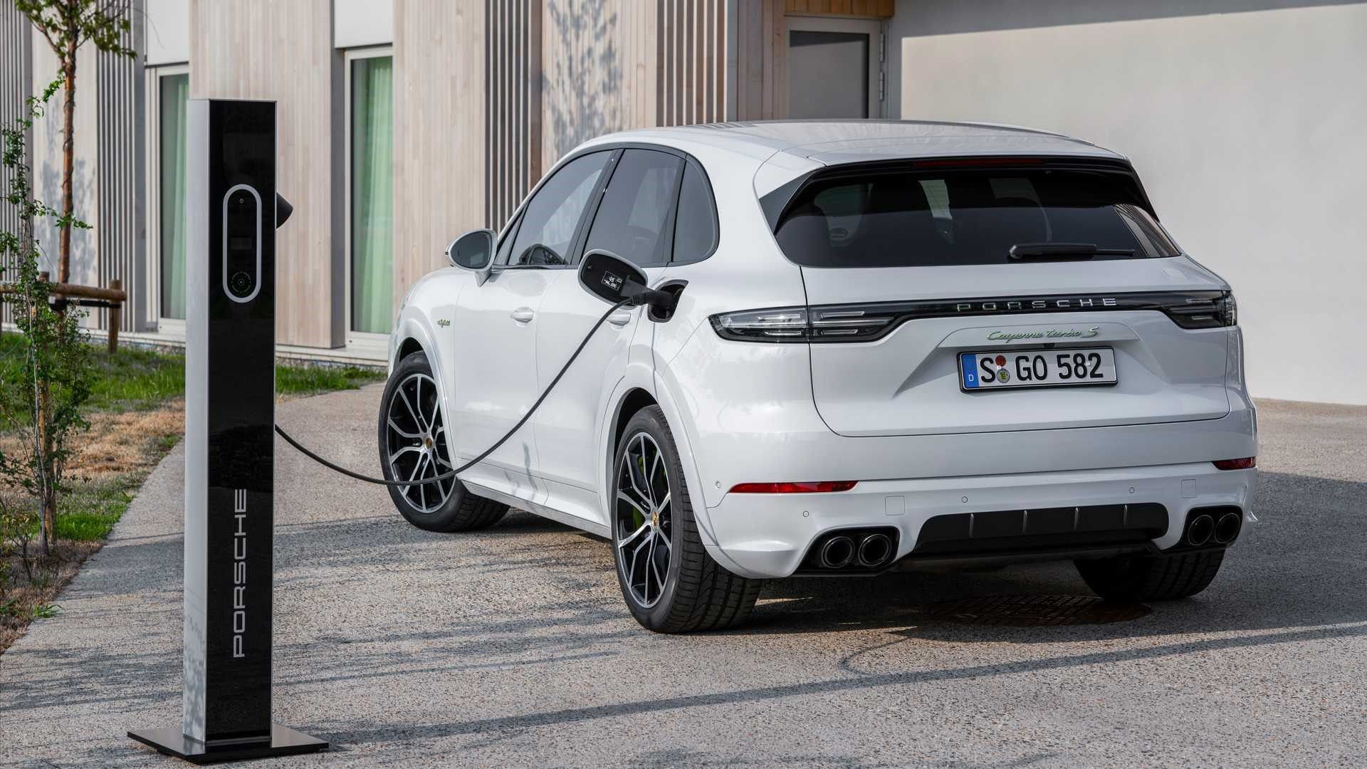 Porsche: Αύξηση κερδών μέσω...των ηλεκτρικών!