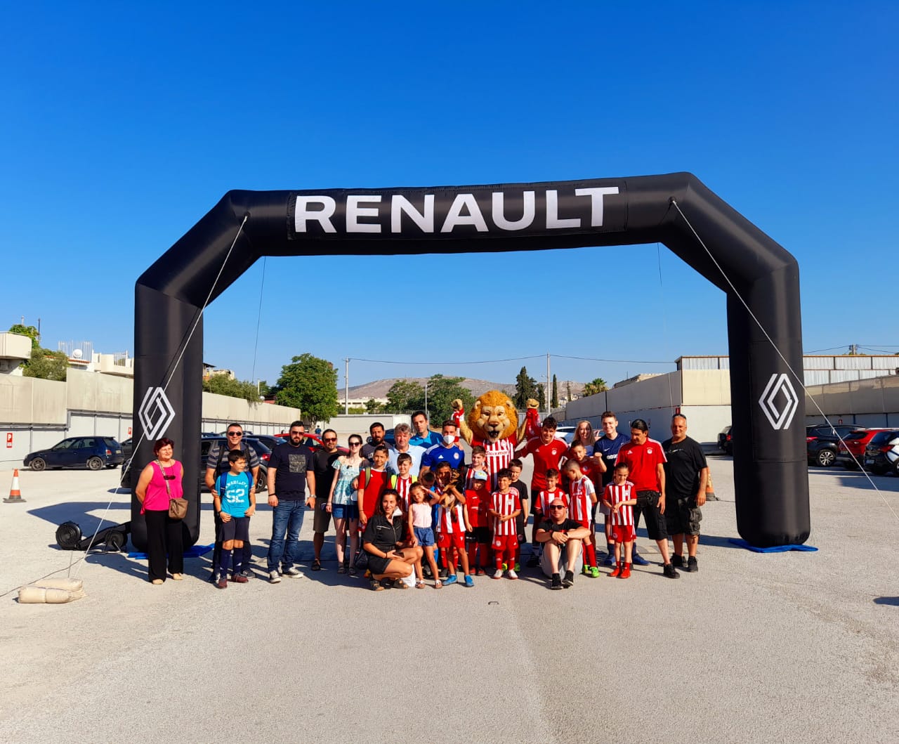 Renault: Παρούσα στα Summer Camps του Ολυμπιακού!