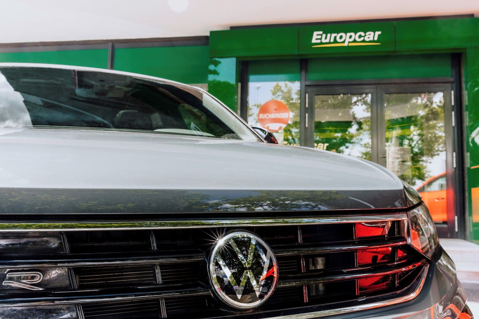 Η Volkswagen εξαγόρασε τη Europcar!