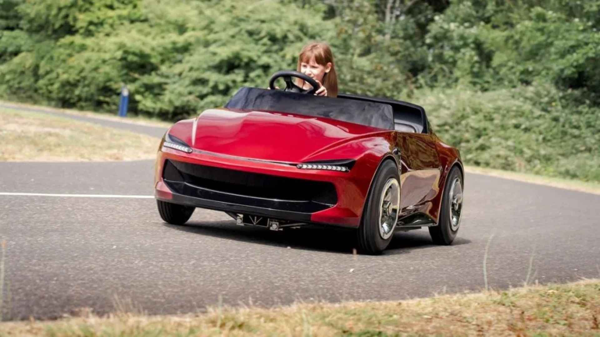 Firefly Sport: Ένα ηλεκτρικό αυτοκίνητο μόνο για παιδιά!