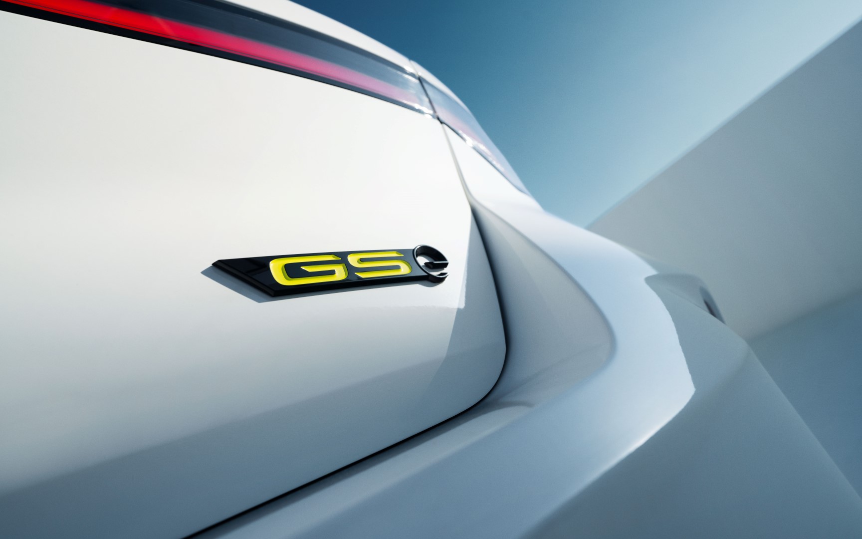 Ιδού το νέο Opel Astra GSe!
