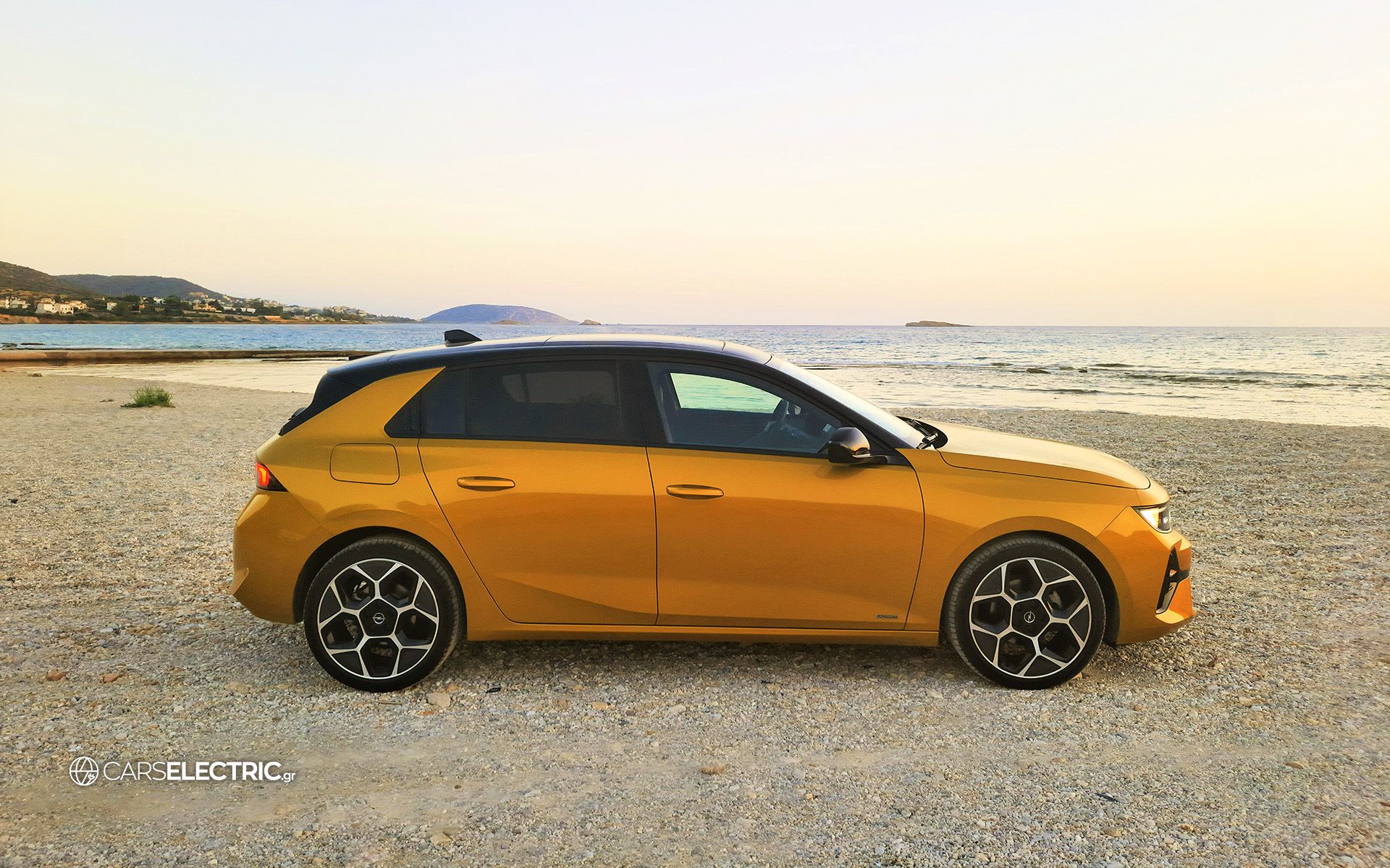 Test Drive || Opel Astra: Ένα Opel μετράει τα... Άστρα!