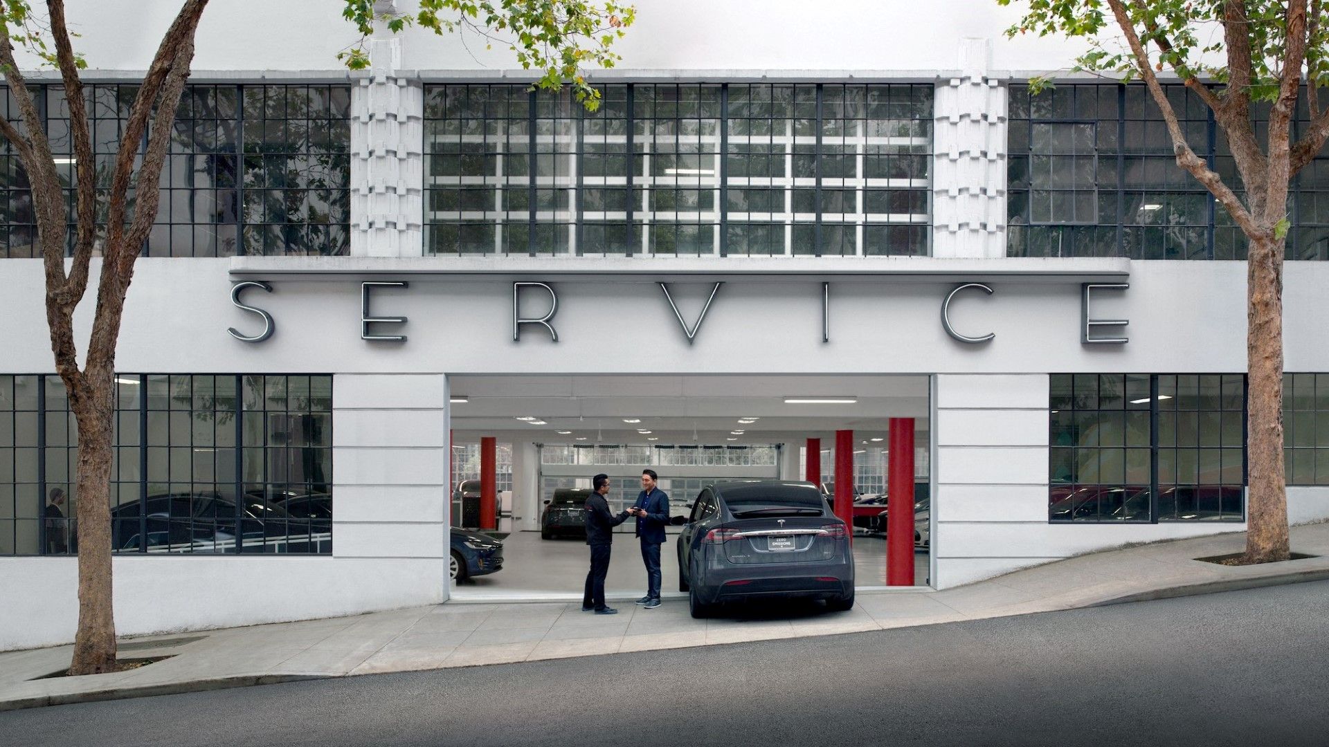 Tesla: Αποζημίωση πελατών σε περίπτωση αναβολής του service!