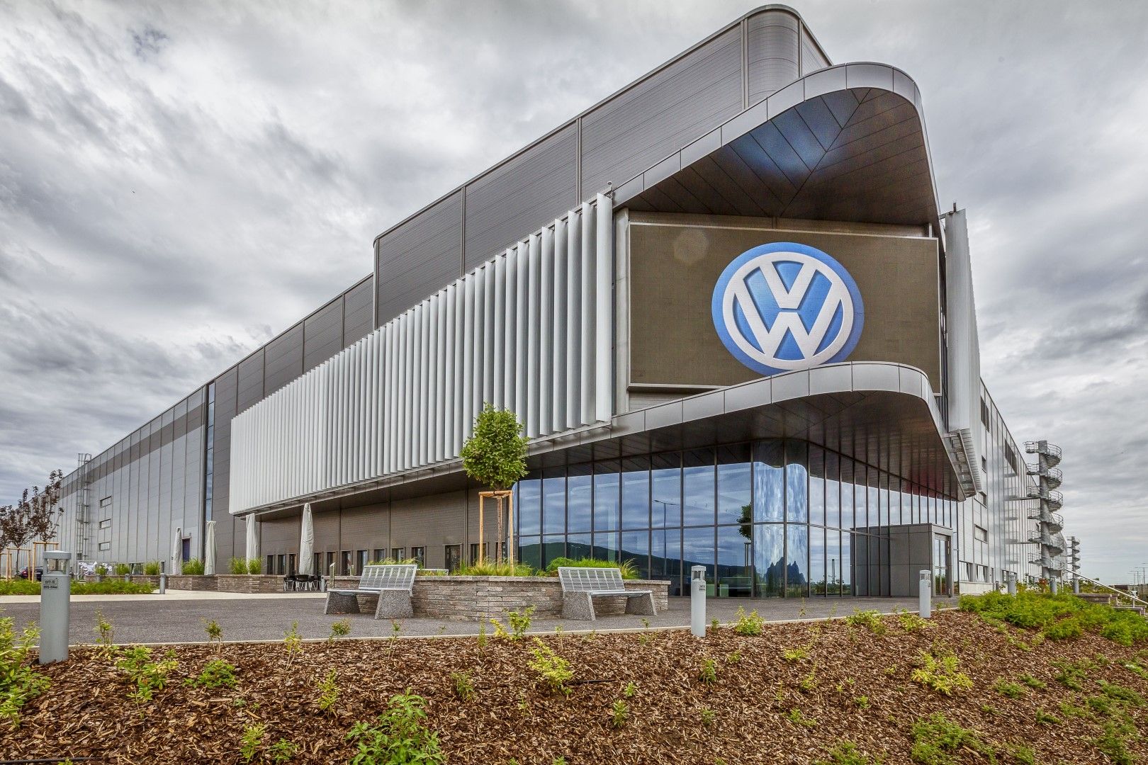 Η Volkswagen μεταφέρει την παραγωγή της εκτός Γερμανίας;
