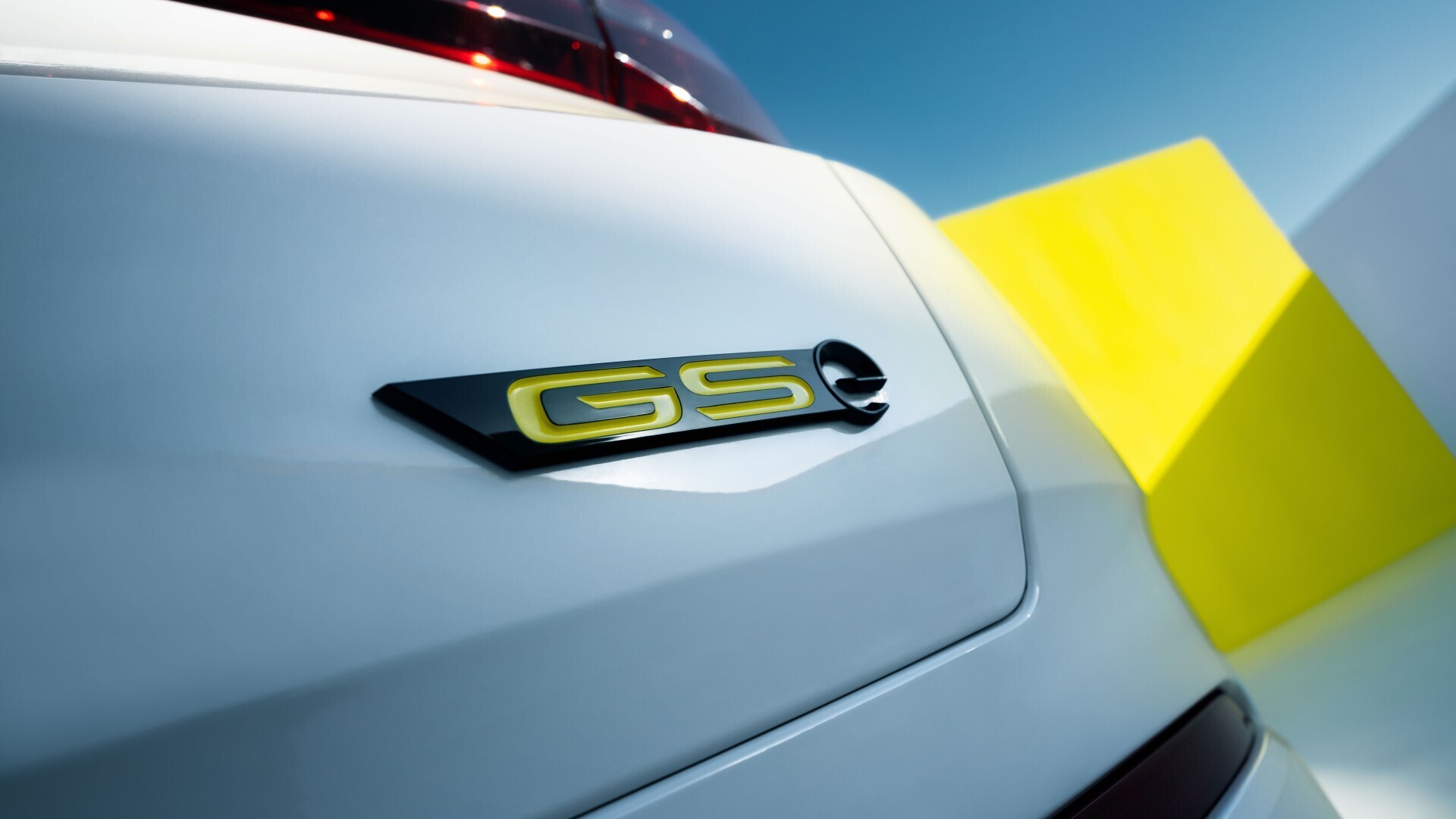 Opel Grandland GSe: Με 300 εξηλεκτρισμένους ίππους