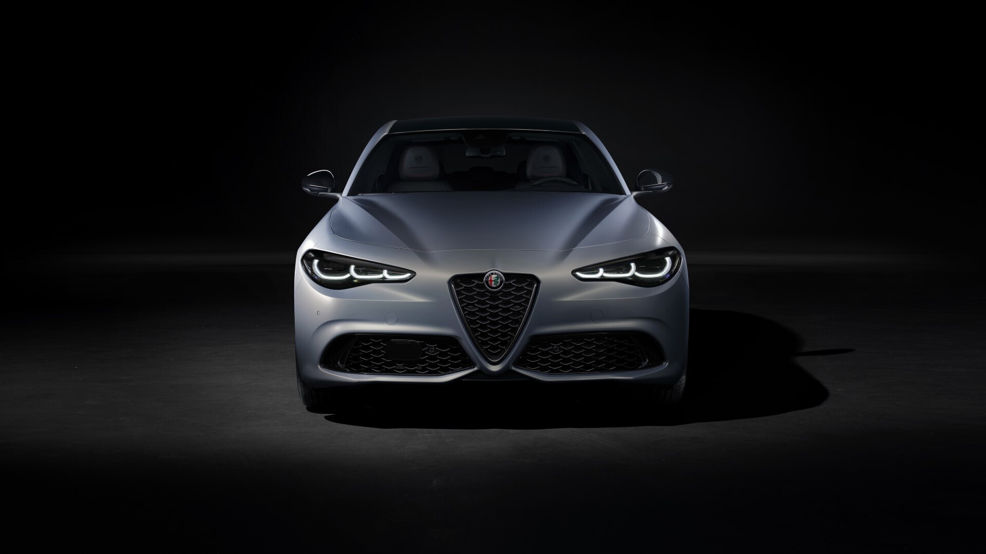 Alfa Romeo: Άνεμος ανανέωσης για τις Giulia και Stelvio