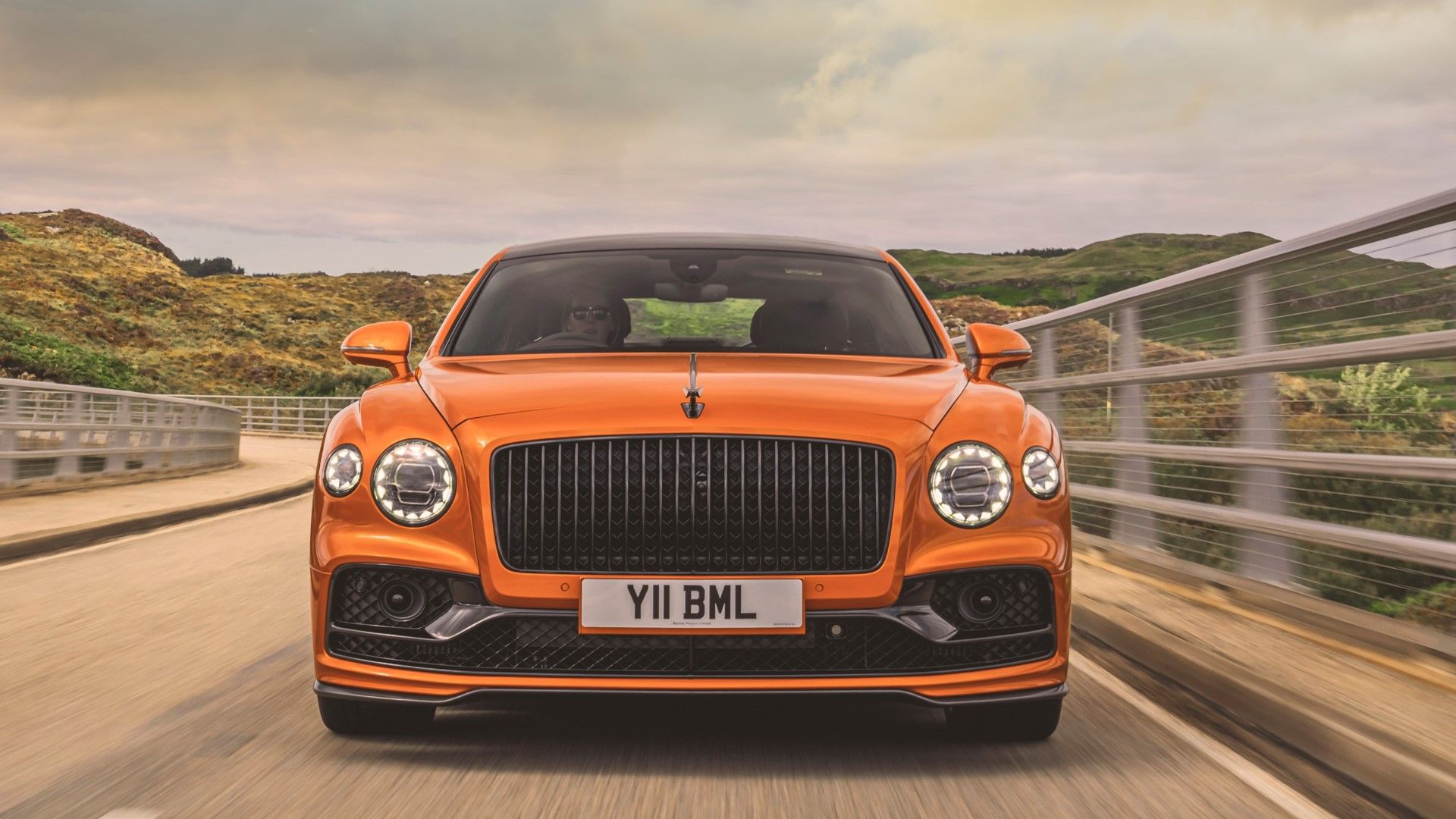 Το νέο σύμβολο της Bentley είναι έργο τέχνης