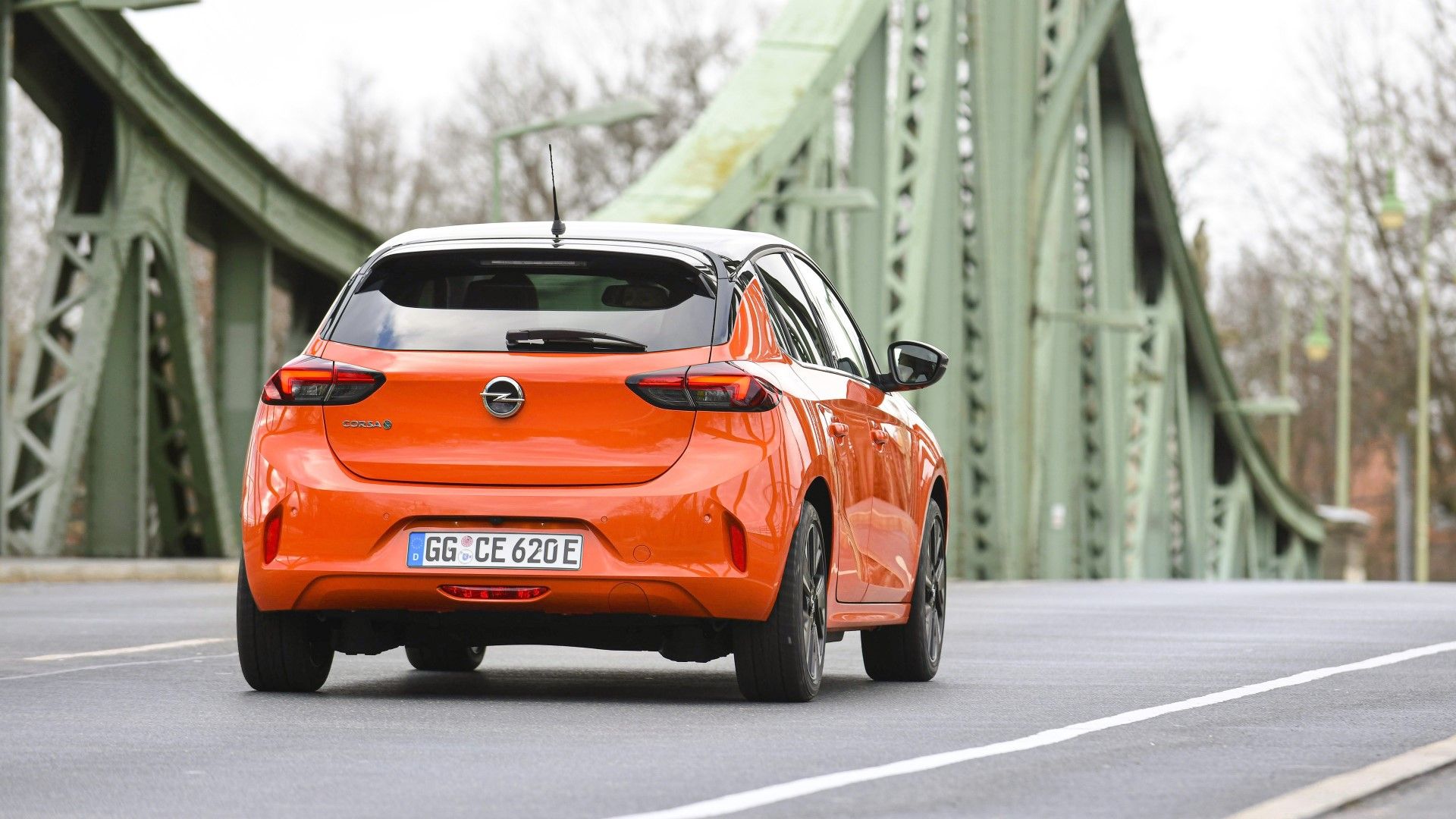 Το Opel Corsa «έκλεισε τα 40» και το γιορτάζει!