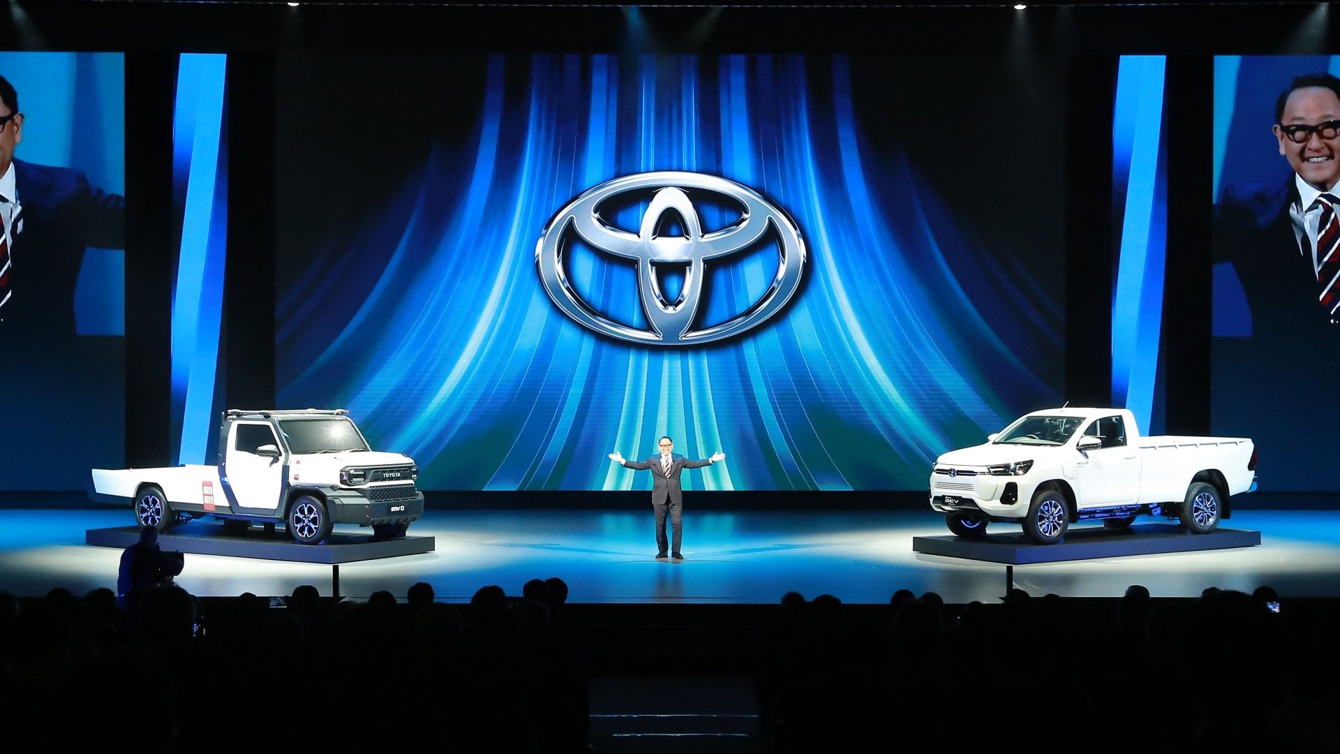 Η Toyota «αποκάλυψε» το ηλεκτρικό Hilux