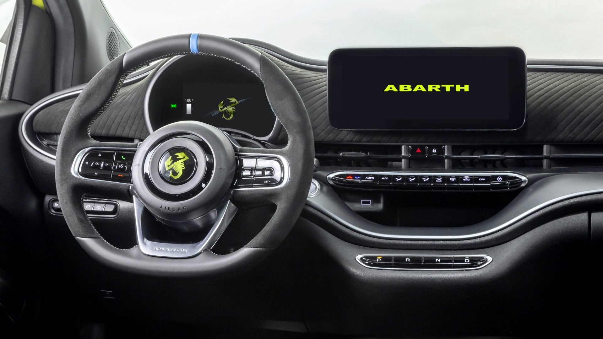 Το νέο Abarth 500e «ηλεκτρίζει» την Ευρώπη