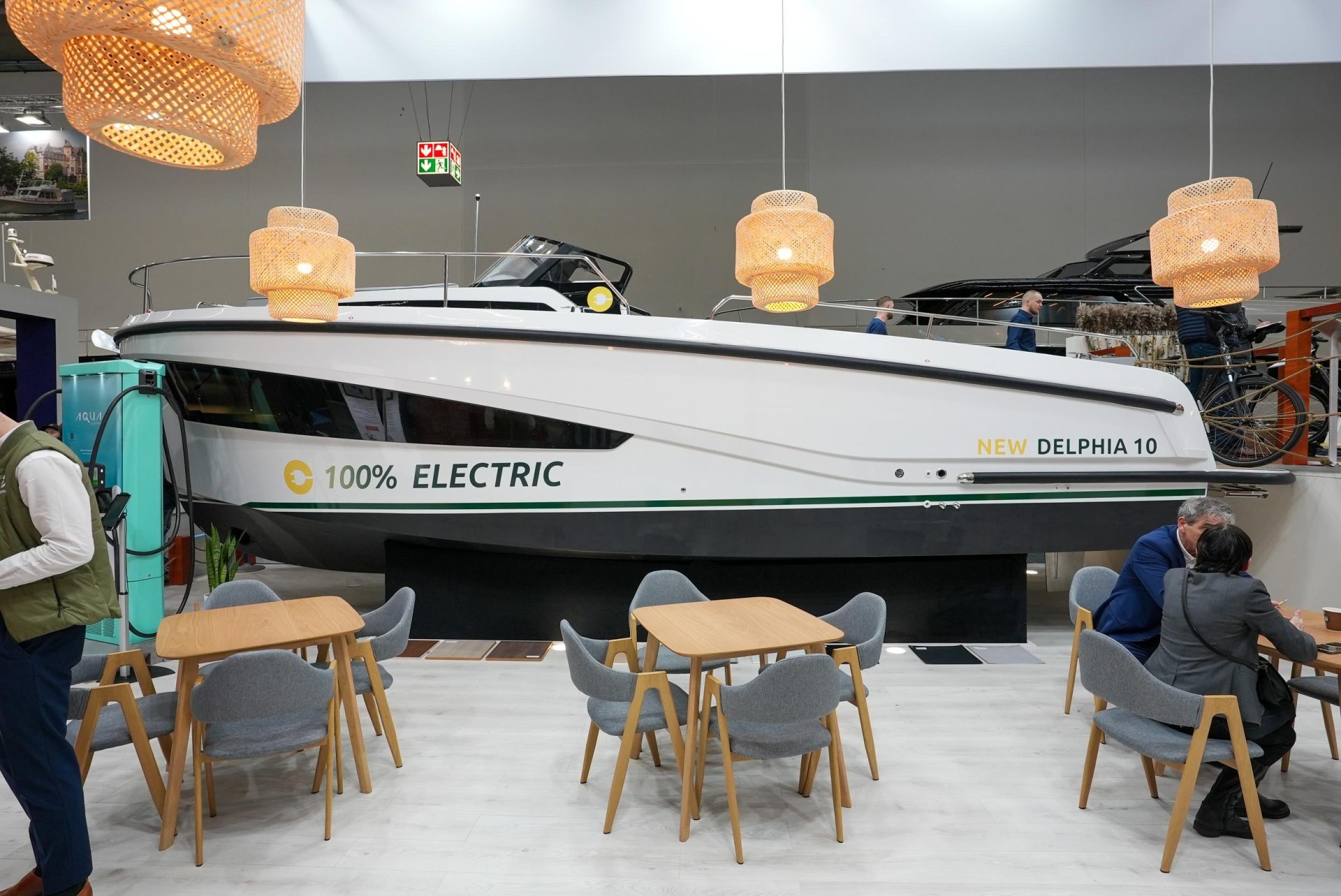 Delphia 10 Lounge: Ένα ηλεκτρικό σκάφος για... όλους!