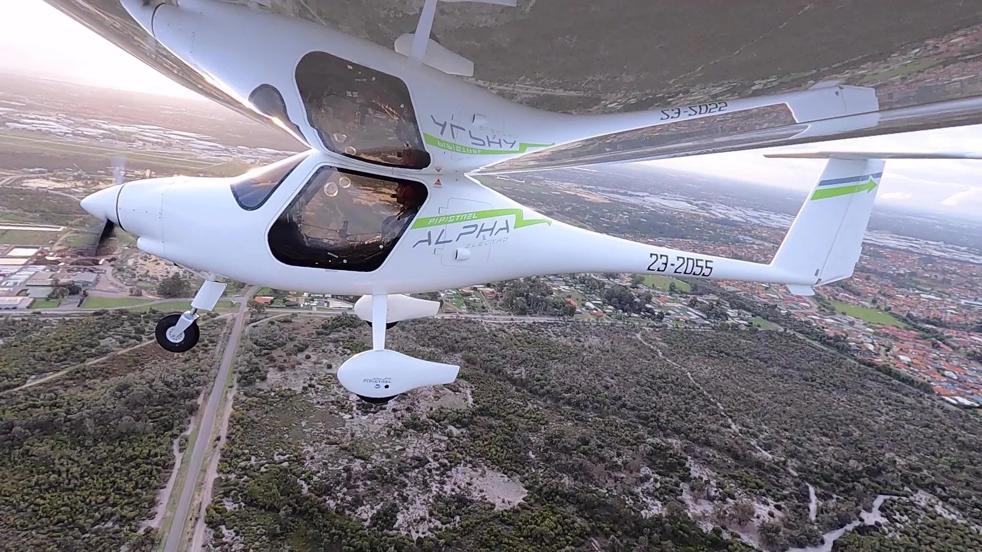 FlyOnE: Εκπαίδευση πιλότων με ηλεκτρικά αεροσκάφη