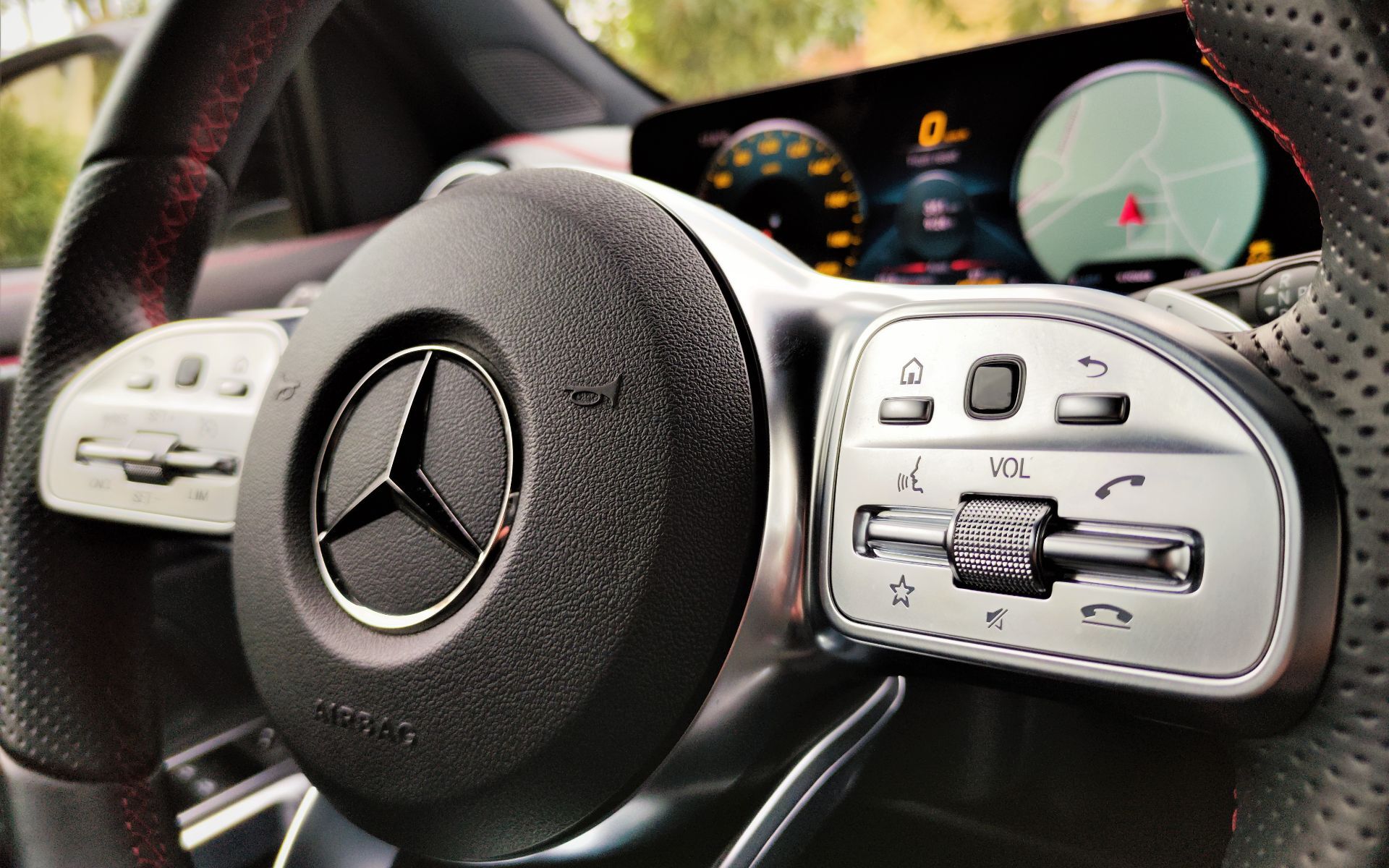 Test Drive || Στο Ναύπλιο με την Mercedes-Benz EQB 250