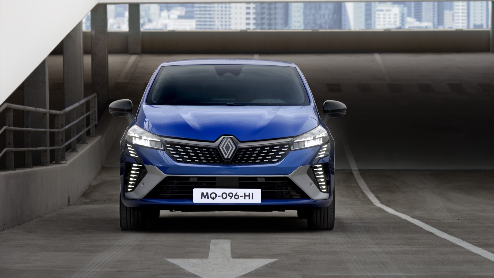 Renault Clio: Ισχυρός άνεμος ανανέωσης