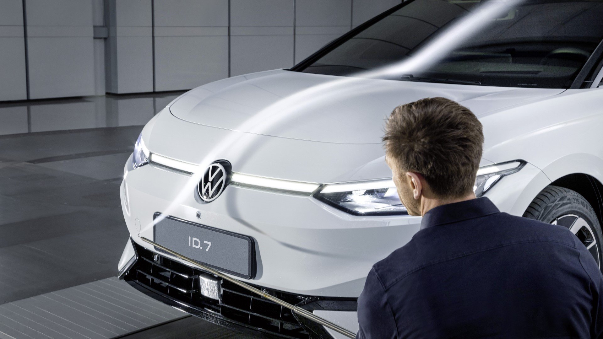 Volkswagen ID.7: Παίρνει πρωτάθλημα στην… αυτονομία!