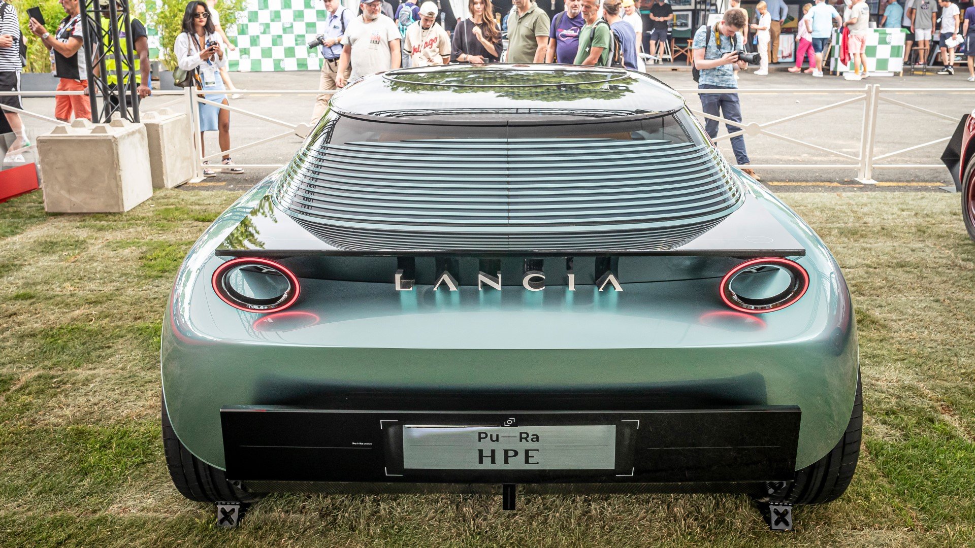 Lancia Pu+Ra HPE: Στην Γαλλία η πρώτη δημόσια εμφάνιση