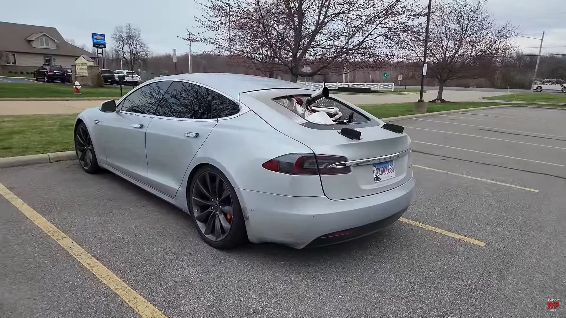 Ιδού το πρώτο… υβριδικό Tesla Model S!