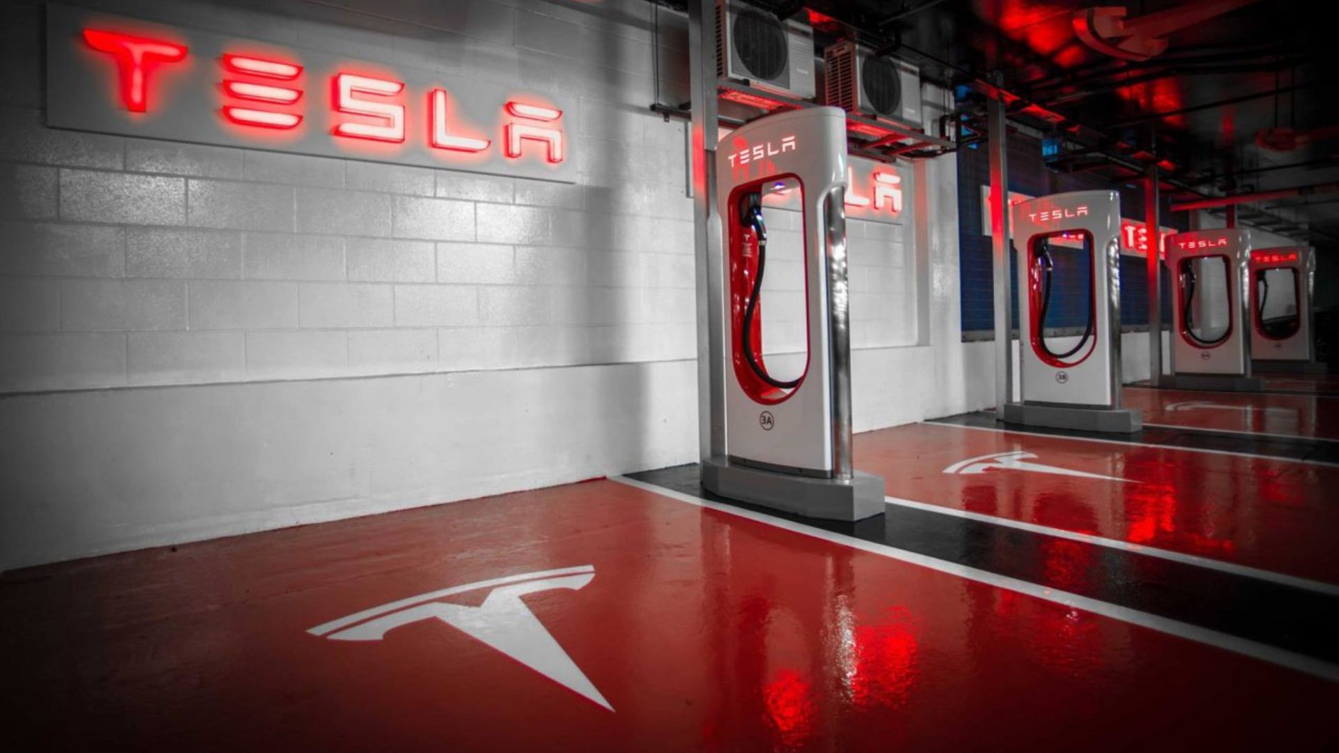 Η Tesla «έχασε» αξία 145 δισεκατομμυρίων δολαρίων
