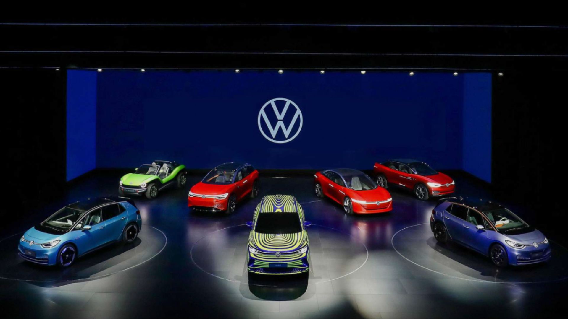 Το Volkswagen Group με θύρα φόρτισης της Tesla