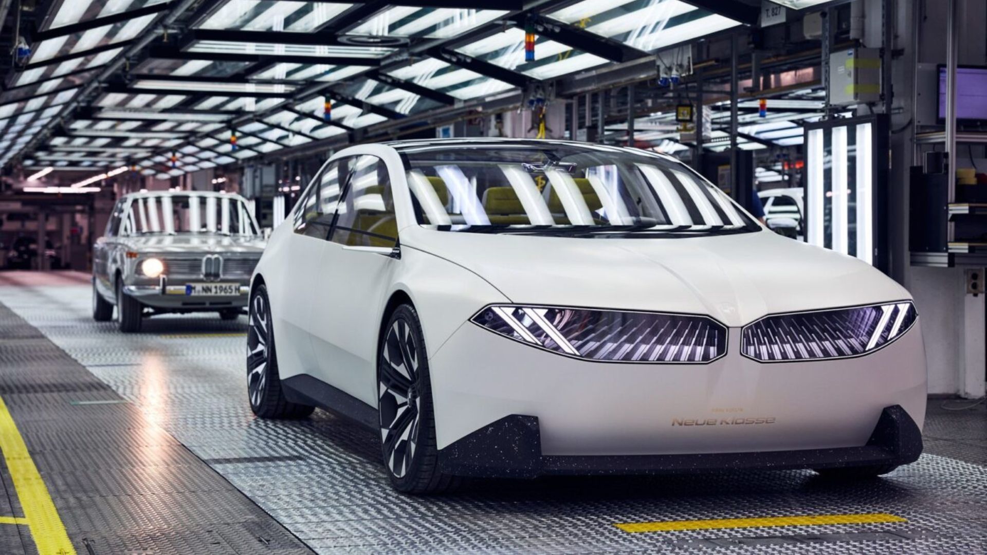 BMW: Το Μόναχο θα «βγάζει» μόνο ηλεκτρικά από το 2027