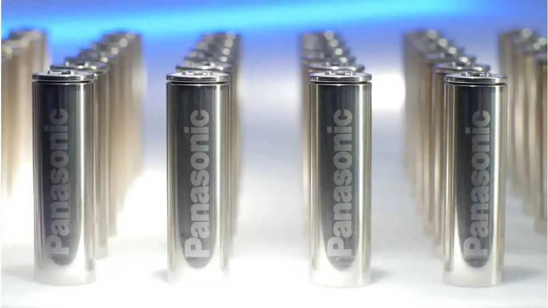 Panasonic: Με στόχο τις κυψέλες μπαταριών της Tesla