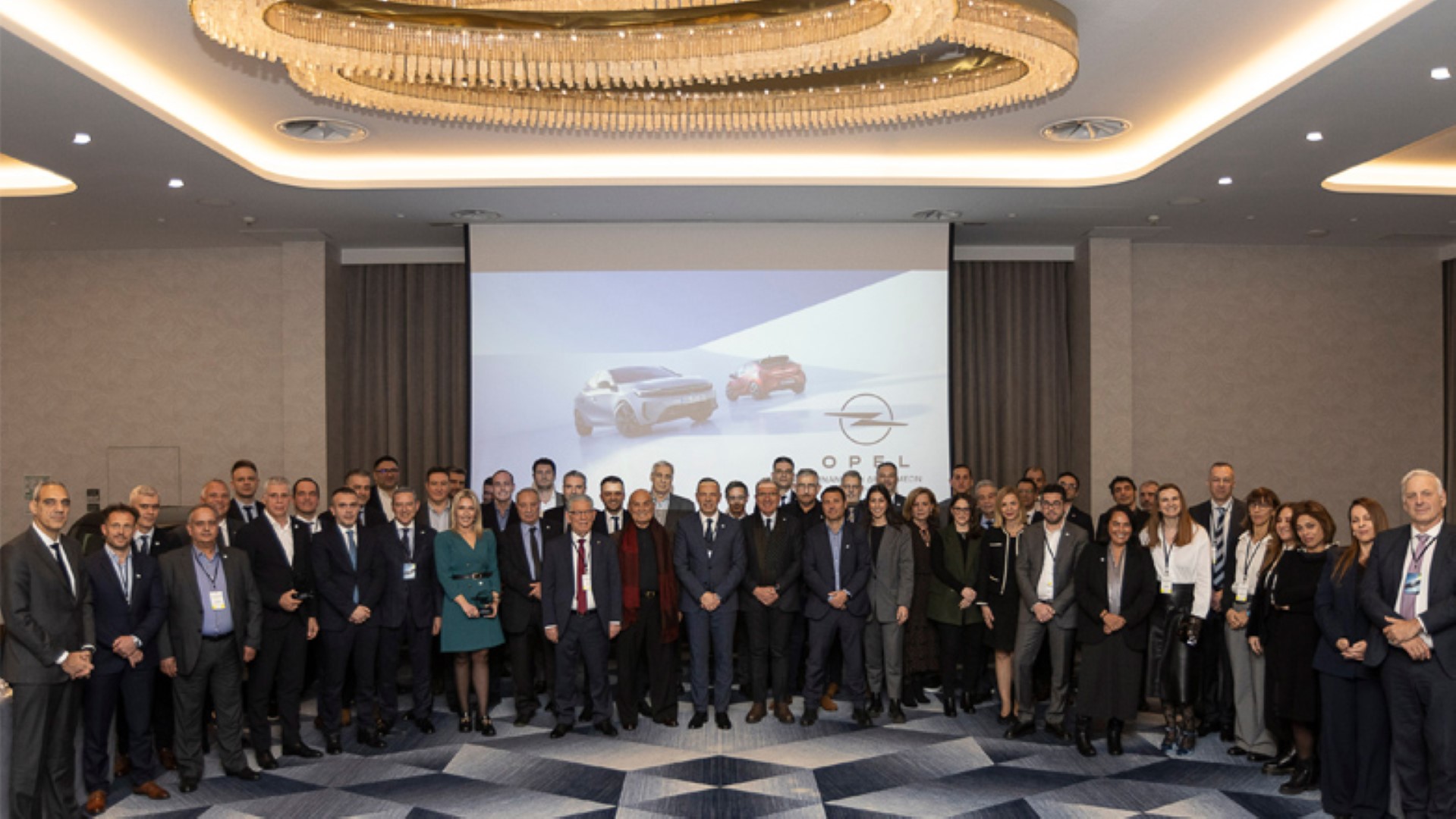 Opel: Πανελλήνιο συνέδριο για το νέο Δίκτυο Επίσημων Διανομέων