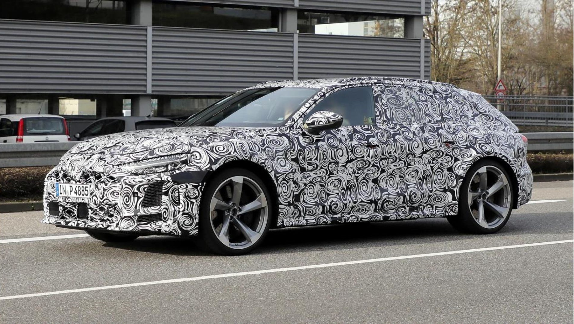Audi RS5 Avant: Η ηλεκτροκίνηση και στον... τομέα επιδόσεων