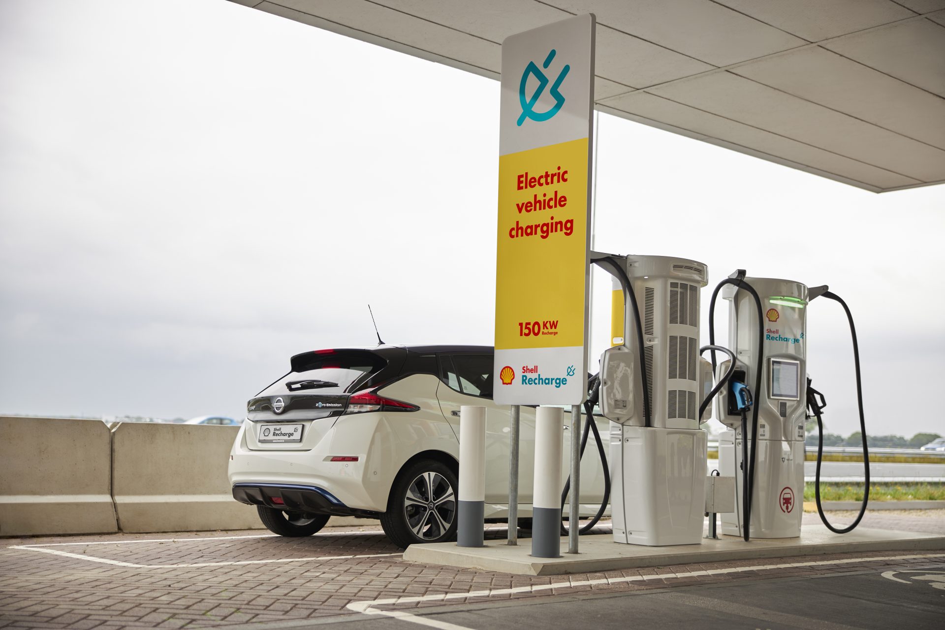 Shell: Στροφή στη φόρτιση ηλεκτρικών οχημάτων