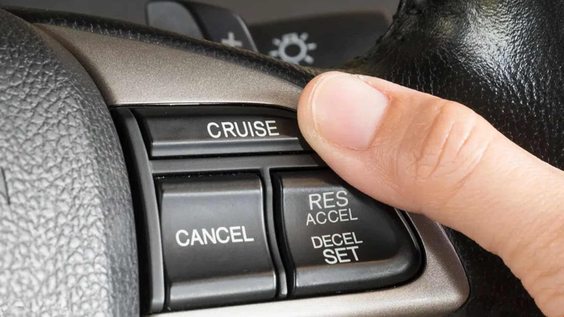 To Cruise control μειώνει την κατανάλωση;