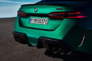 BMW M5: Νέα plug-in υβριδική με 727 ίππους