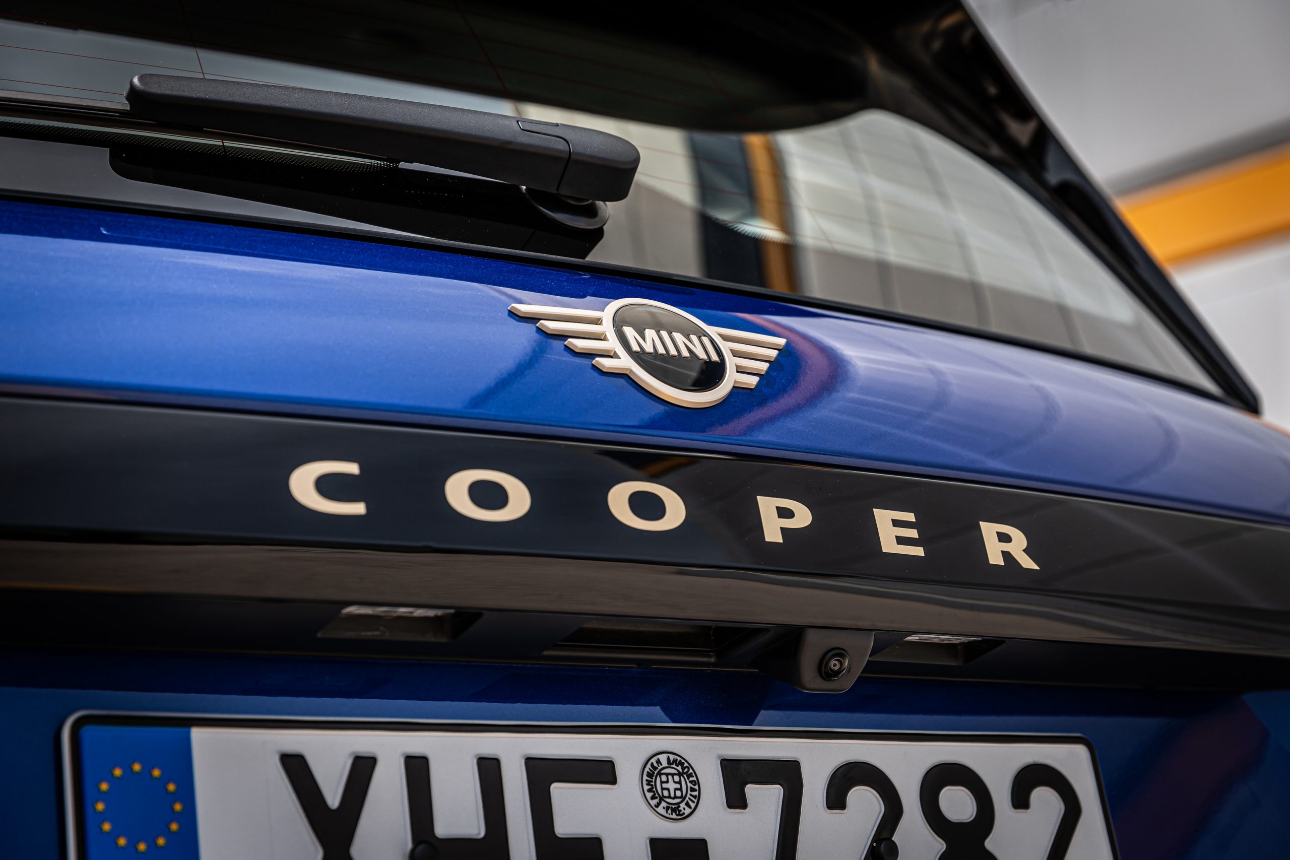 Mini Cooper: το πέρασμα στη ηλεκτρική εποχή
