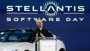 Stellantis: Θα κατασκευάζει ανταλλακτικά και εξαρτήματα μόνη της