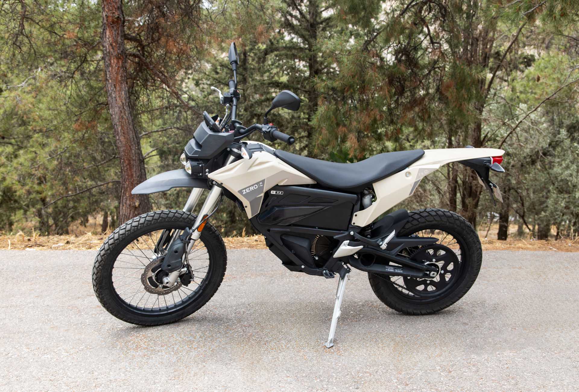 Test Ride Zero FX: Ανατρέπει τα δεδομένα