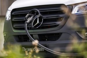 Πτώση στις πωλήσεις των Mercedes EV