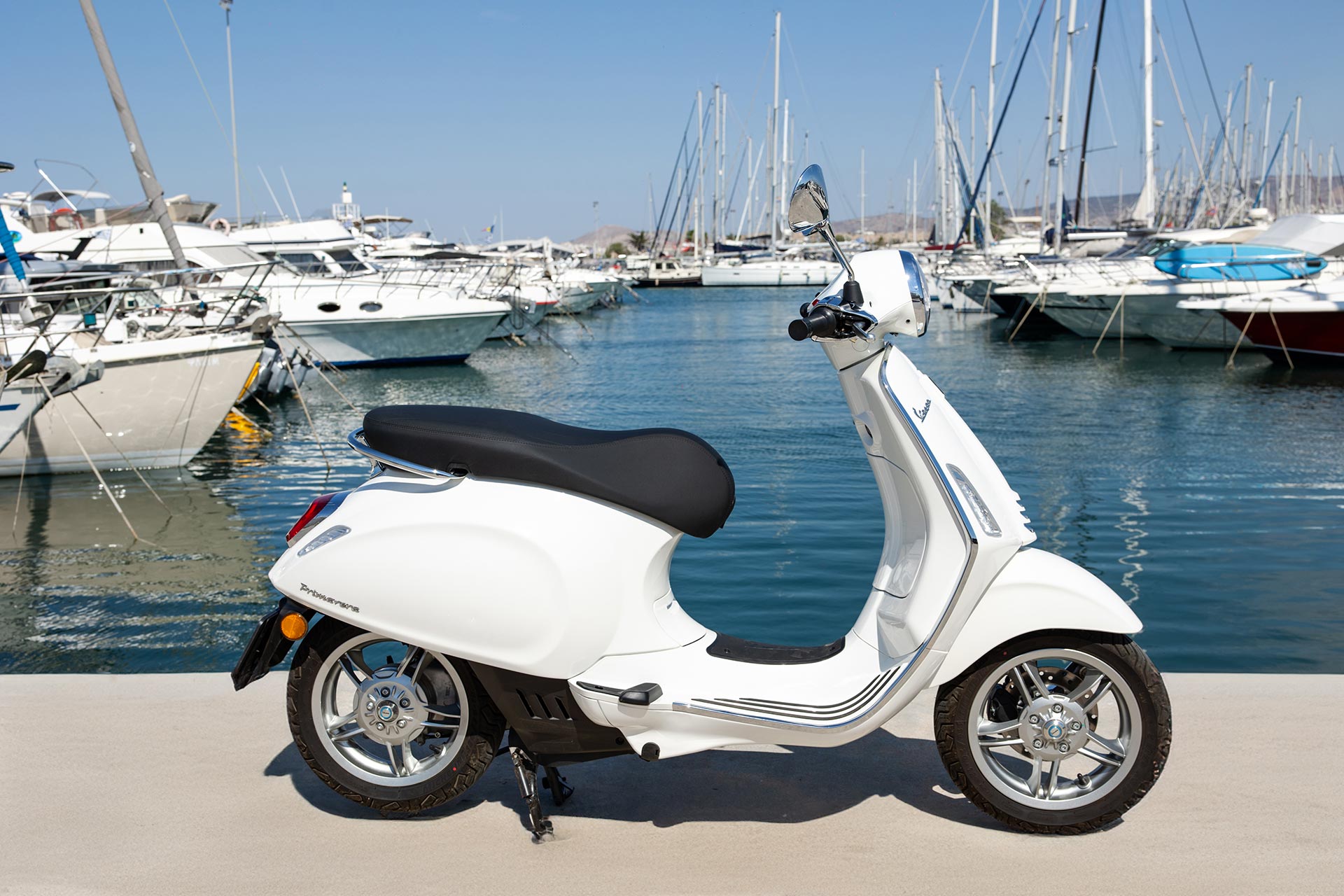 Test Ride || Vespa Primavera Elettrica: Στιλάτη και απoδοτική! 