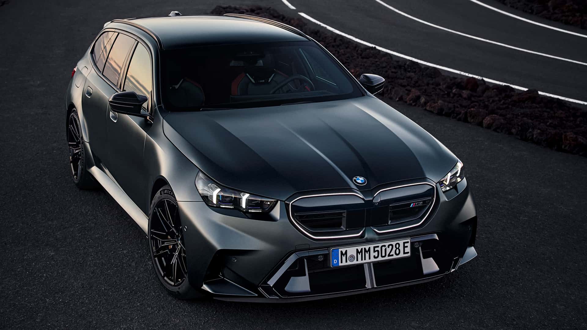 BMW M5 Touring: Ένα υπέροχο υβριδικό super wagon