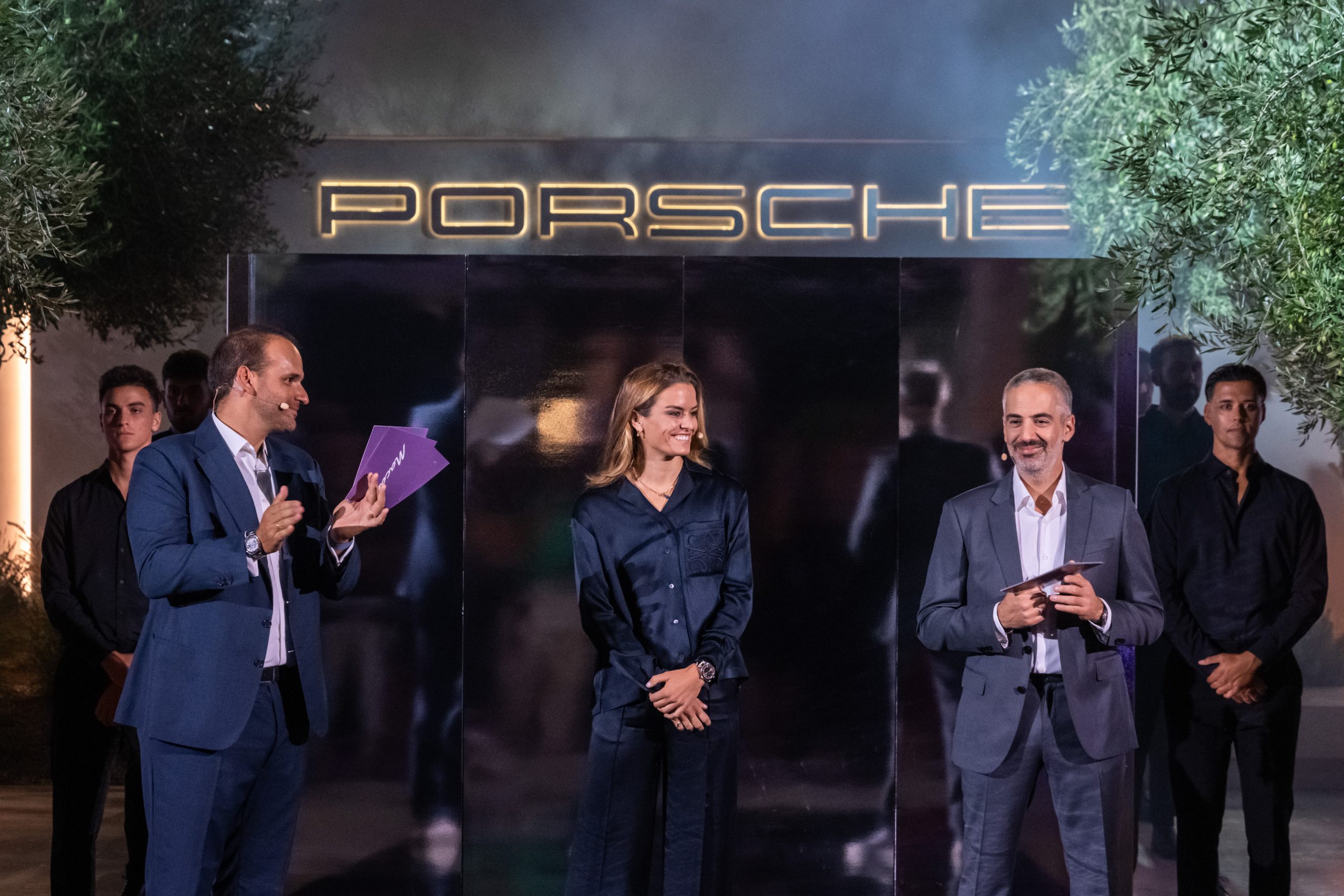 Porsche – Αποκάλυψη της νέας, ηλεκτρικής, Macan