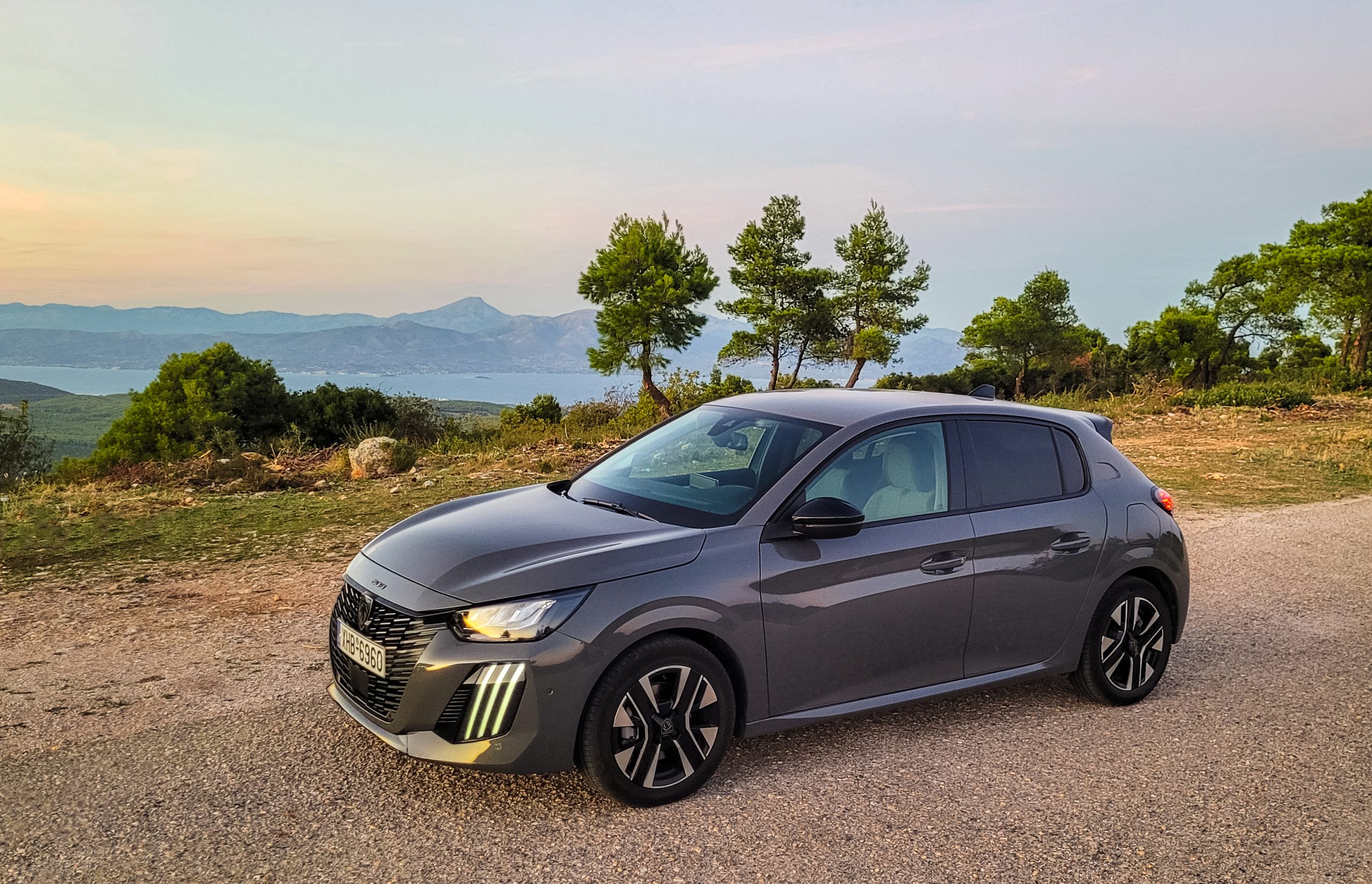 Δοκιμή: Peugeot 208 Hybrid e-DCS6